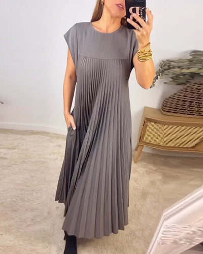 Ida™ – Pleated Maxi Dress