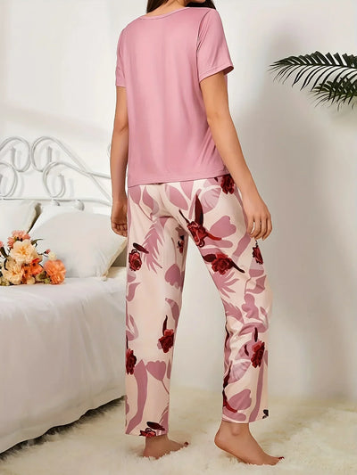 Renee | Chic pyjama set with floral print