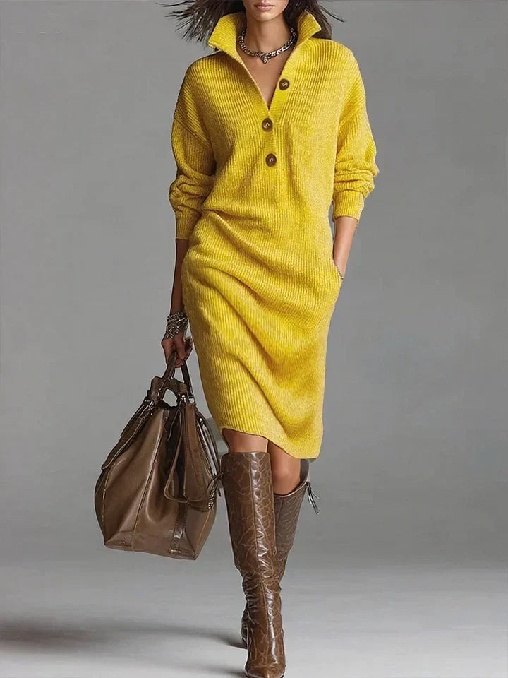 Lucia - Knitted dress with collar and buttons